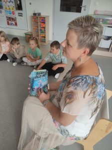 PANI ANITA ODPOWIADA NA PYTANIA DZIECI