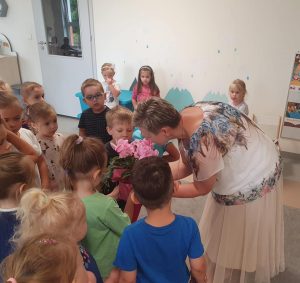 WRĘCZENIE UPOMINKU PANI ANICIE