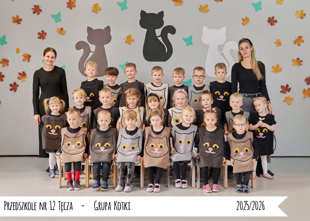Dzieci i wychowawcy z grupy Kotki