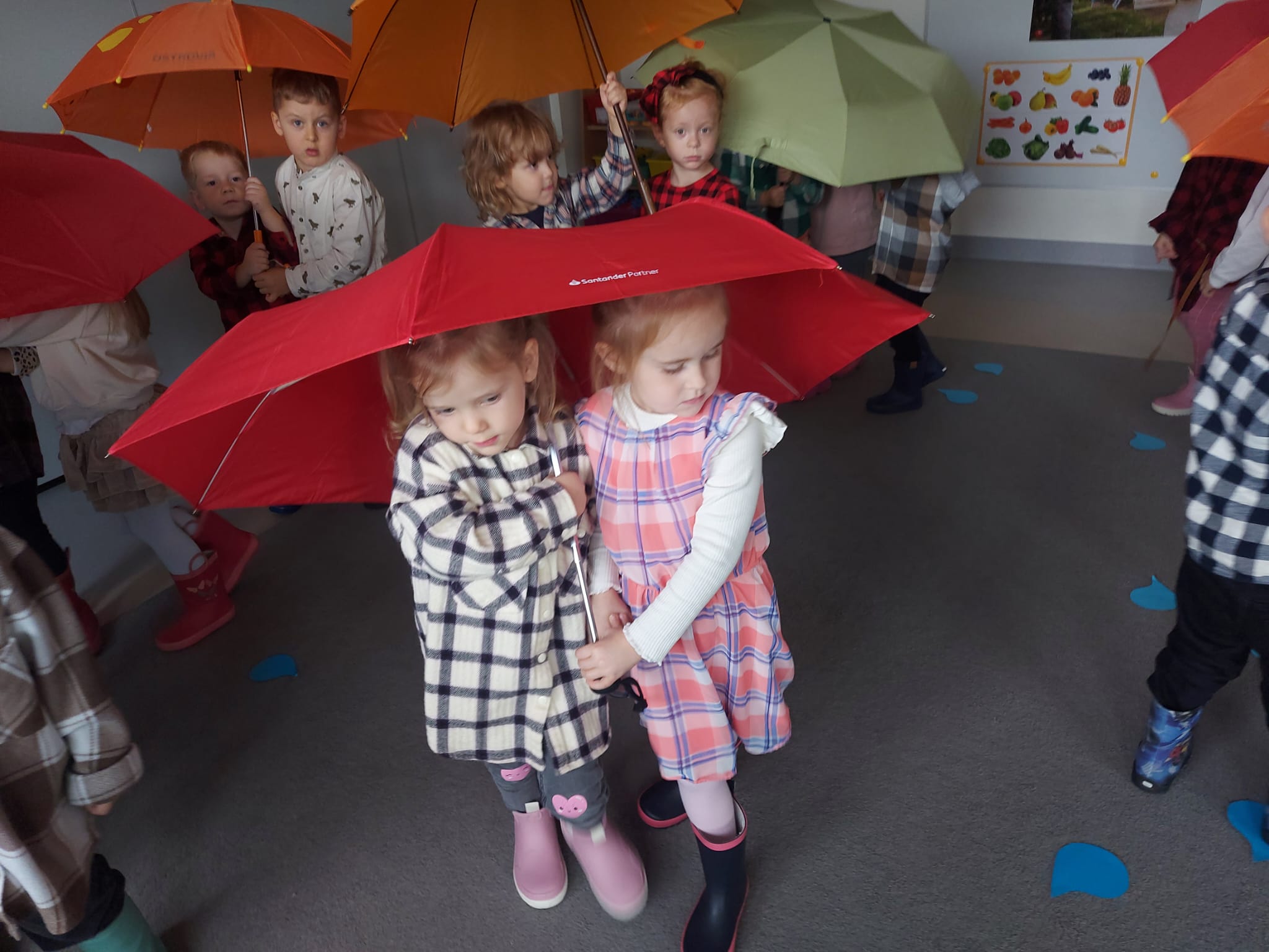 JESIEŃ I JEJ UROKI W GRUPIE MOTYLKI